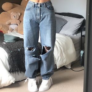 PLT mid wash baggy ripped boyfriend jeans